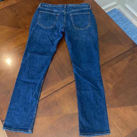 Banana Republic Skinny Techmotion Jeans, Mens size 32x30. - Picture 5 of 6